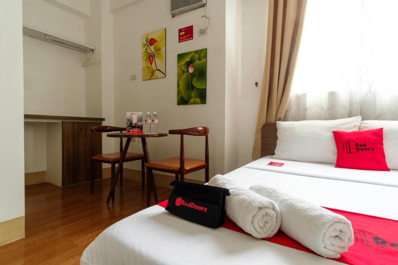 Reddoorz Near V Mapa Station Hotel Manila Exterior foto